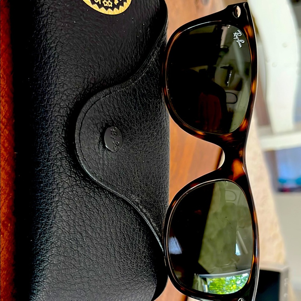 Ray Ban Wayfarer Unisex Sunglasses